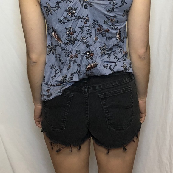 black shorts - Picture 2 of 2